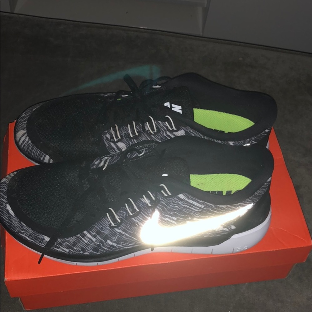 Mens Nike running sneakers